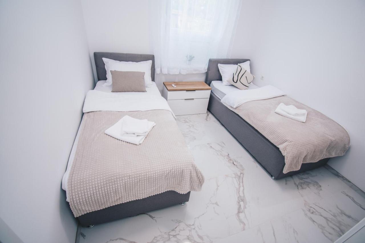 L Apartment Μαριμπόρ Εξωτερικό φωτογραφία